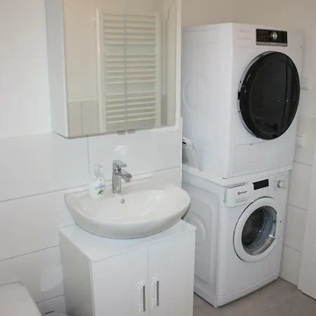 Apartament Salvatorferienwohnung *